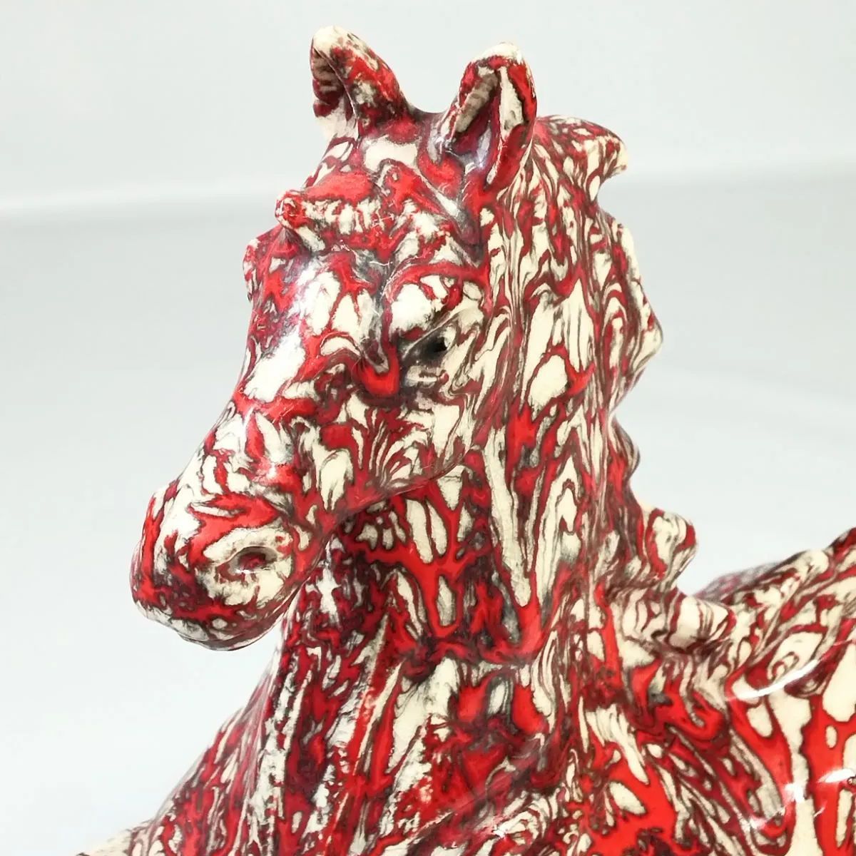 箕面焼 松田箕山 赤馬 希少】箕面焼 松田箕山(きざん) 馬 赤馬 置き物 縁起物 午年 艶やかな