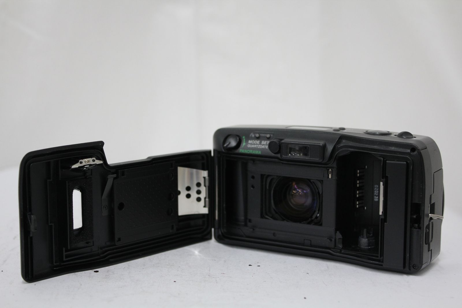 オリンパス OLYMPUS μ ZOOM 105 コンパクトカメラ　ブラック OLYMPUS μ ZOOM 105 ブラック フィルムカメラ ミュー OLYMPUS μ Zoom