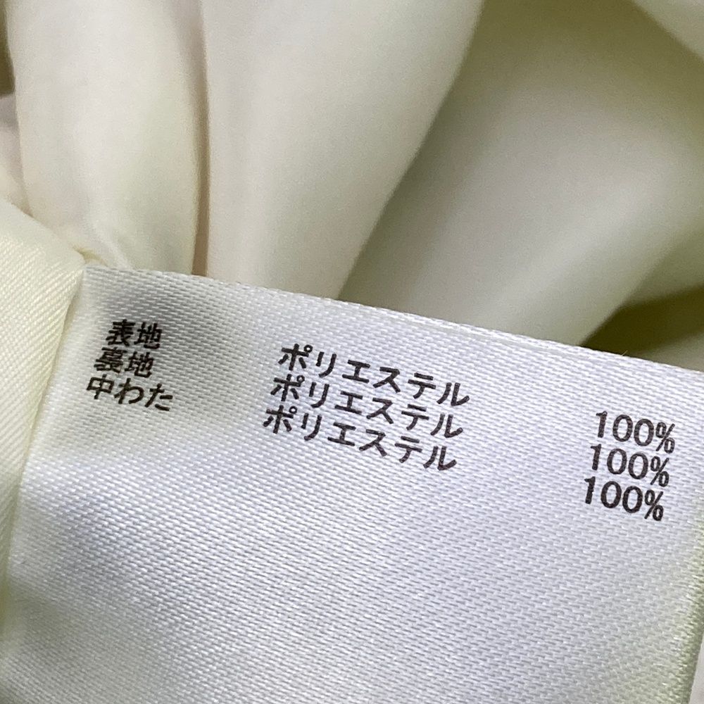 サイズ：3L MUNSING WEAR マンシングウェア  中綿 ワンピース 星総柄 ホワイト系 [240101603433] ゴルフウェア レディース ストスト サイズ：3L MUNSING WEAR マンシングウェア 中綿 ワンピース 星総柄