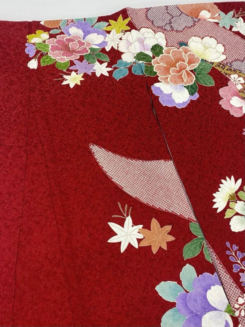 振袖 金駒 銀通し 紋意匠 身丈169cm 撥水加工済 MO3305 - メルカリ
