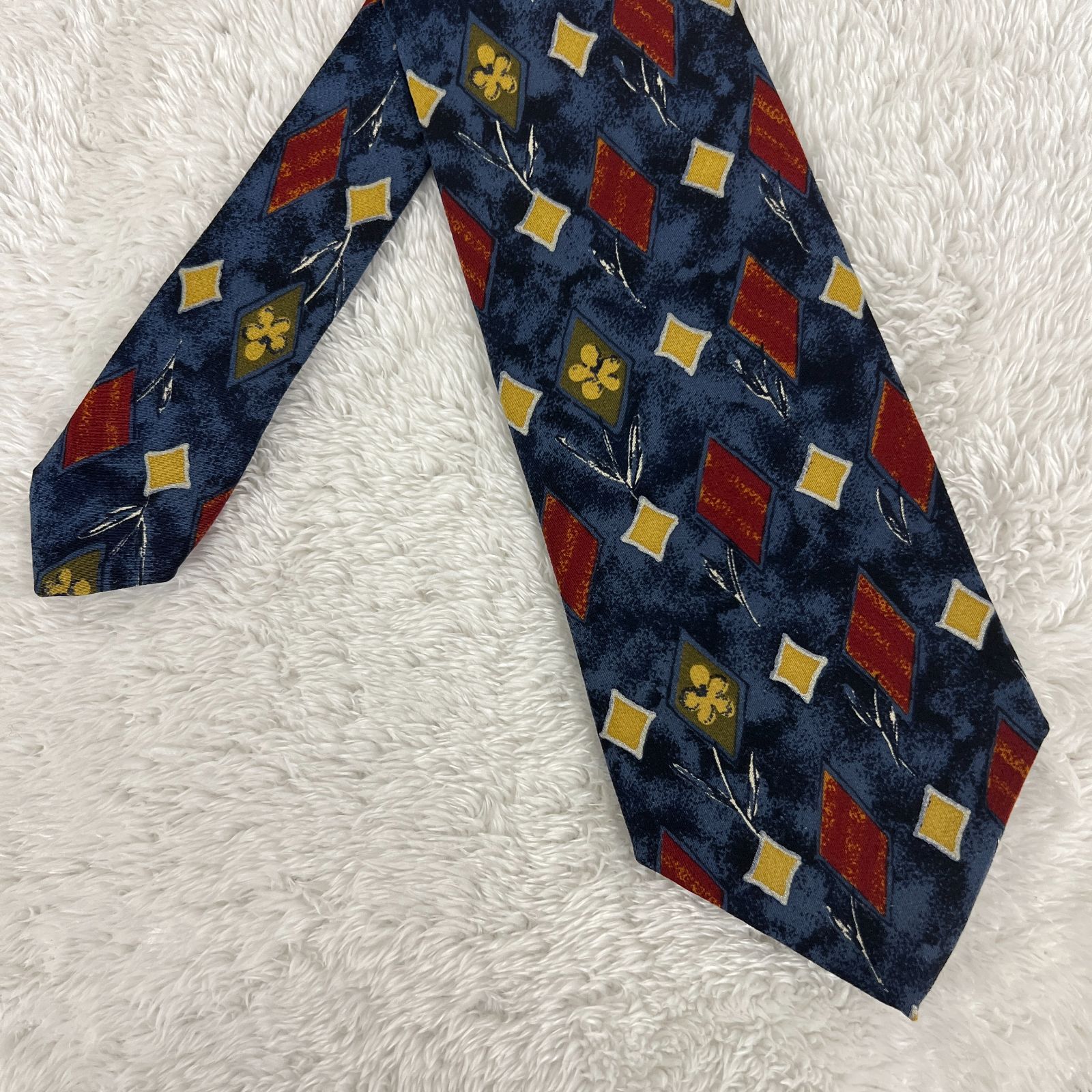 美品》BOSS HUGO BOSS (ボス ヒューゴボス) シルクネクタイ イタリア製