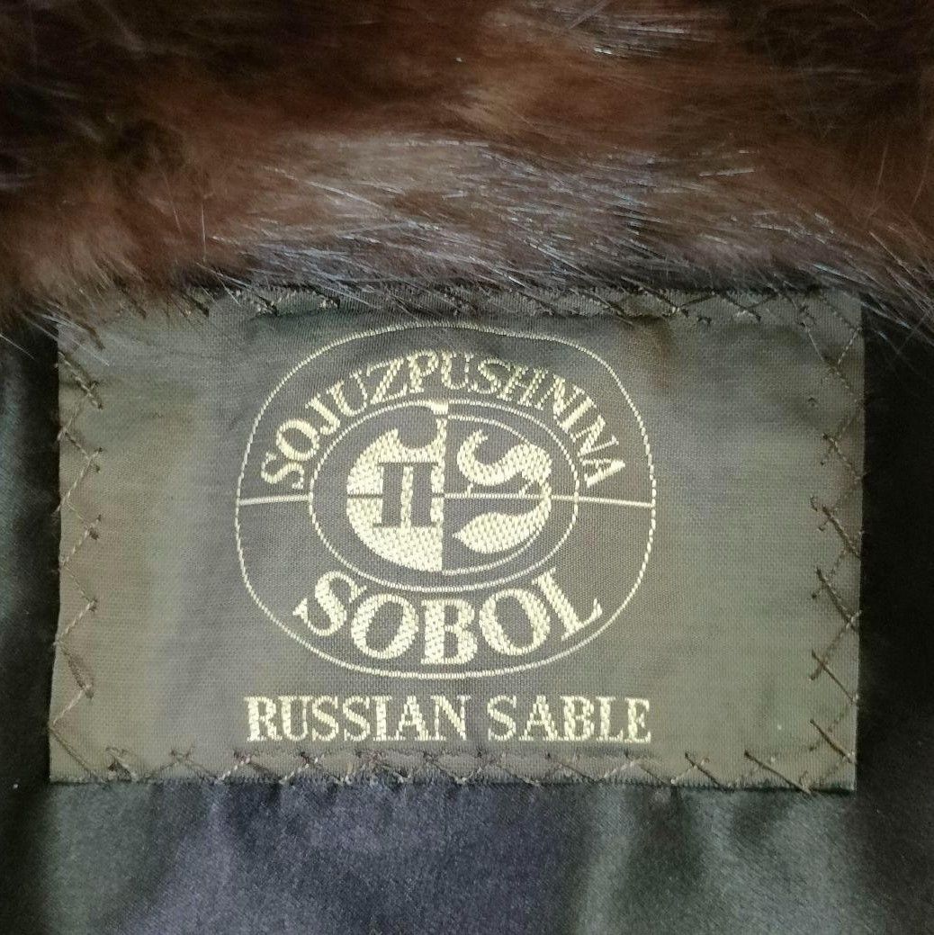 定価1000万円超【最高級・極上美品】 着丈120cm ロシアンセーブル