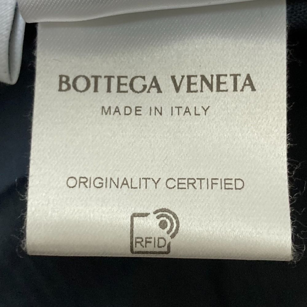 未使用 BOTTEGA VENETA ボッテガヴェネタ 2024年モデル Vボタン