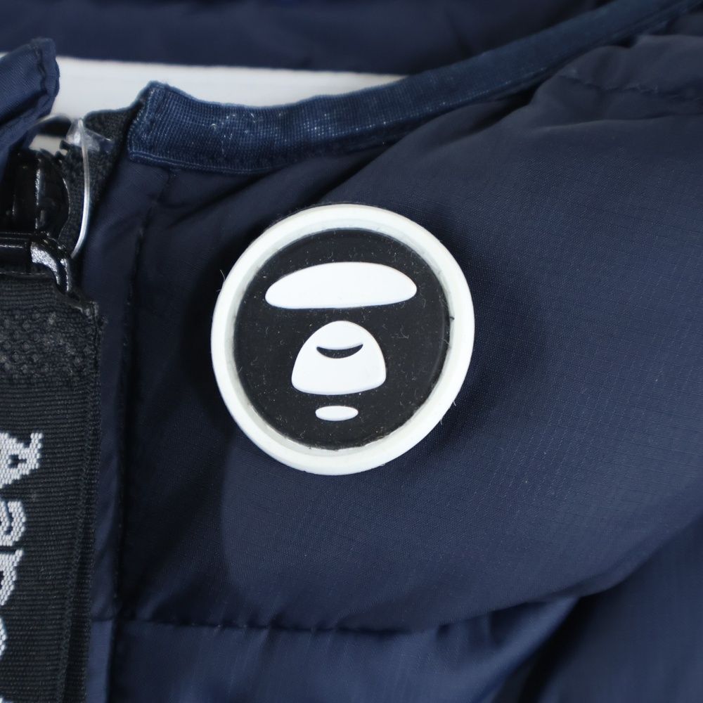 A BATHING APE (アベイシングエイプ) DOWN JACKET フロントプリント
