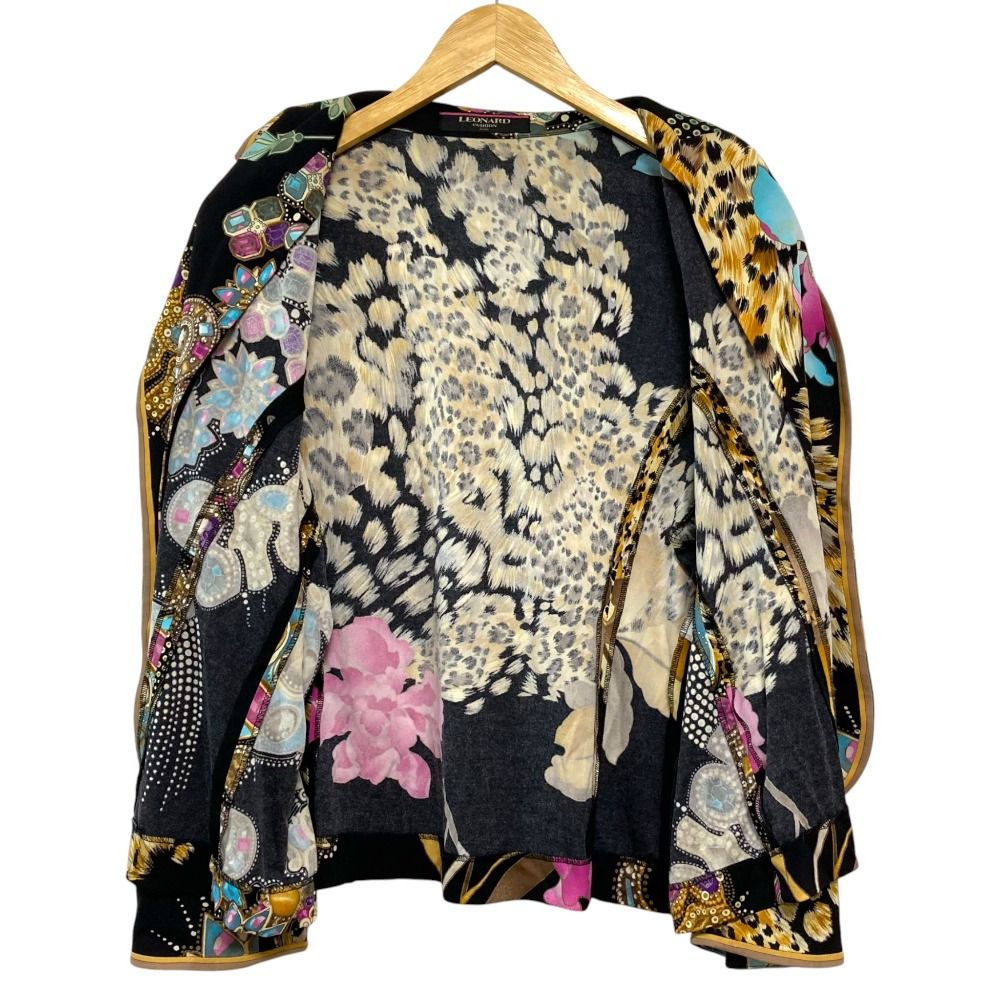 レオナール カンカン素材　テーラードジャケット　羽織り　フラワー　黒 レオナール カンカン素材 テーラードジャケット 羽織り フラワー 黒