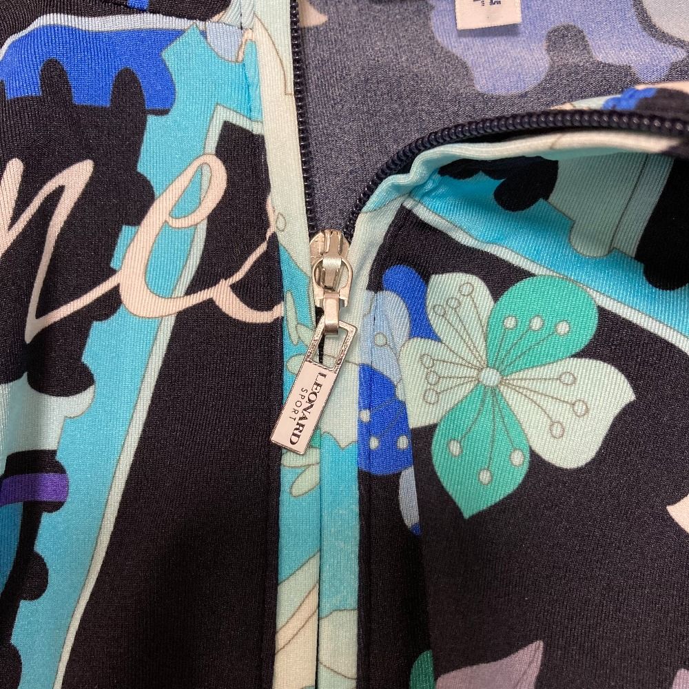 良品 LEONARD SPORT レオナールスポーツ フラワープリント ハイネック