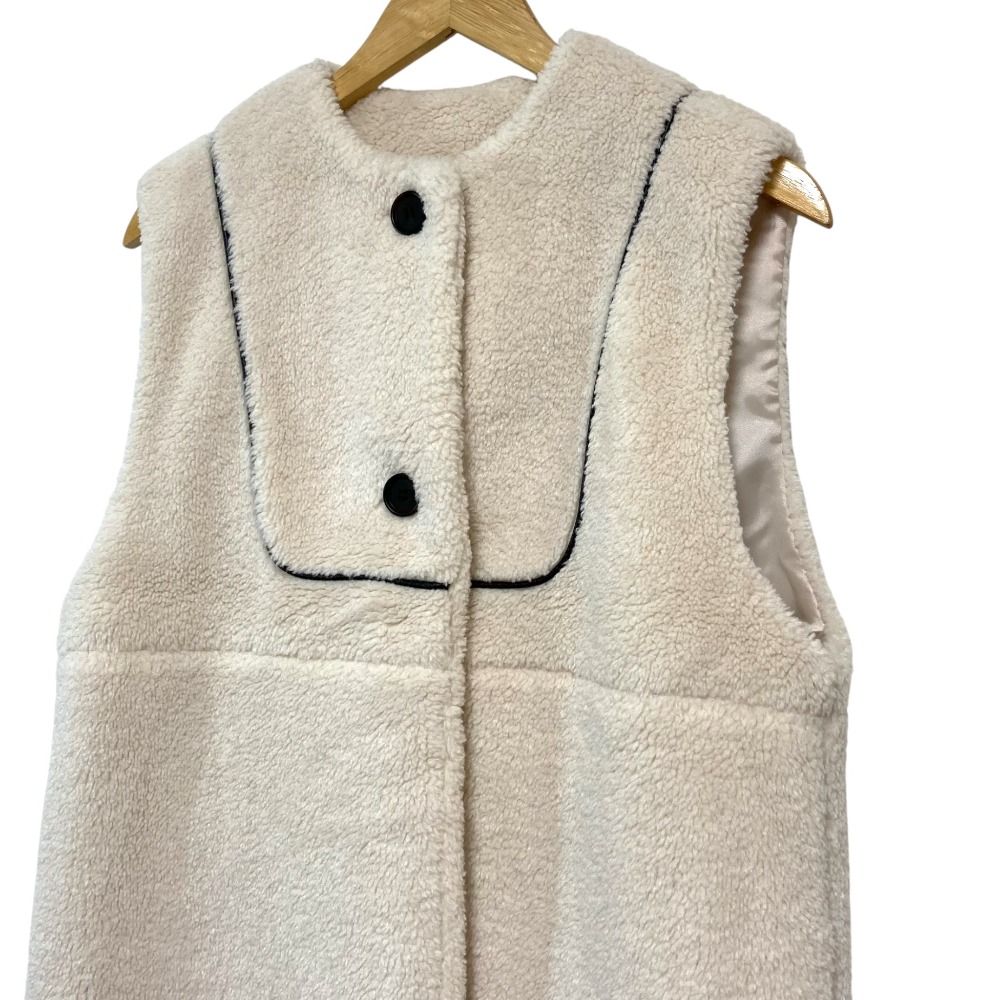 22aw yori ヨリ もこもこ　ロング ジレ 22aw yori ヨリ もこもこ ロング ジレ yori もこもこロングジレ