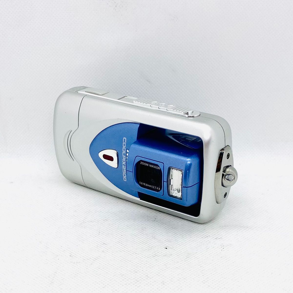 NIKON ニコン COOLPIX 2500 コンパクトデジタルカメラ - メルカリ