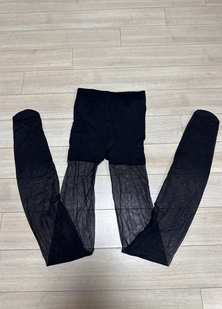 黒色パンスト