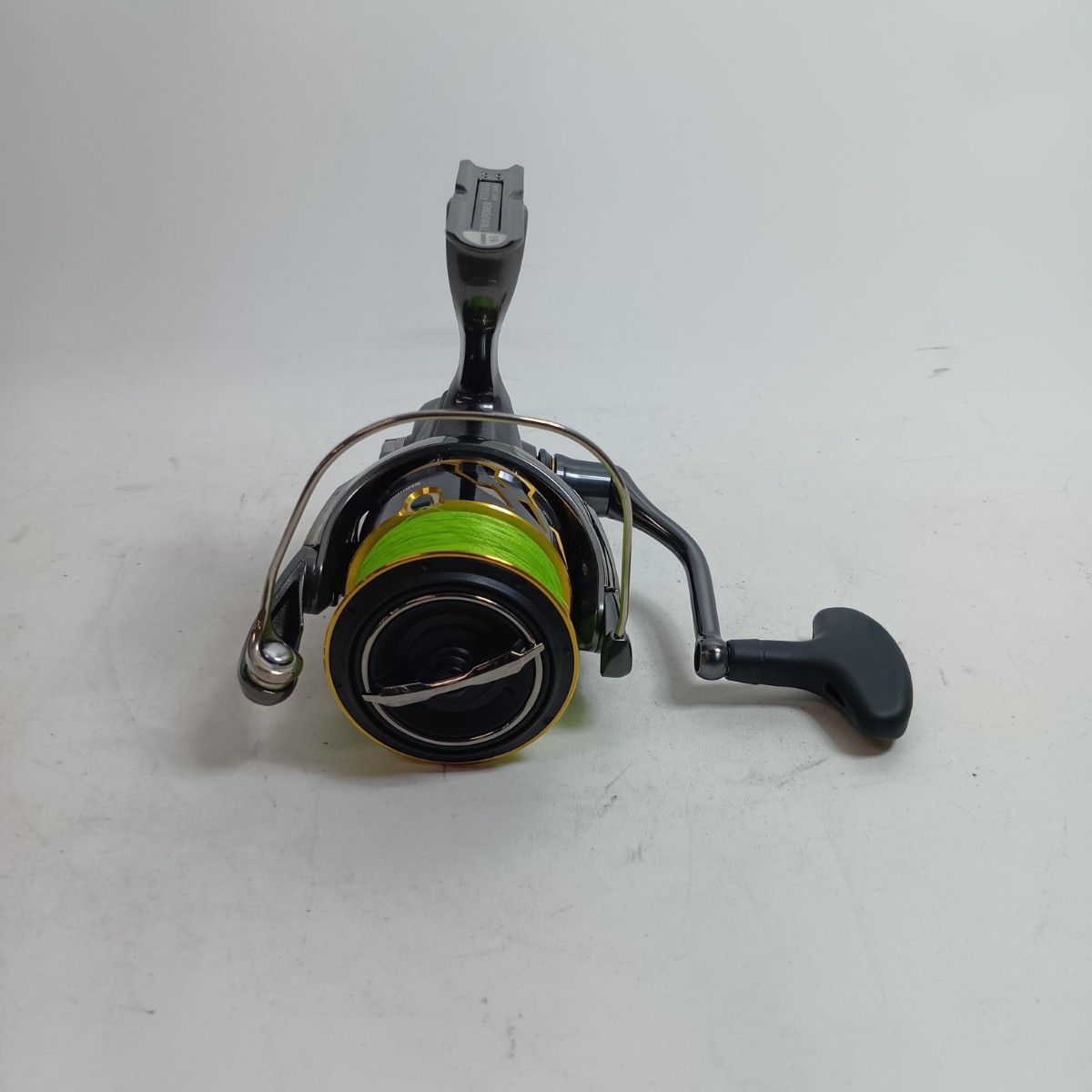 SHIMANO シマノ 04147 釣り用品 リール スピニングリール 20ツイン