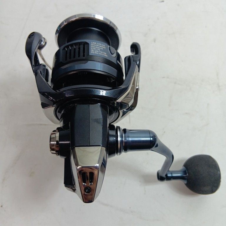 SHIMANO シマノ 047939 釣り用品 リール スピニングリール 25ツイン