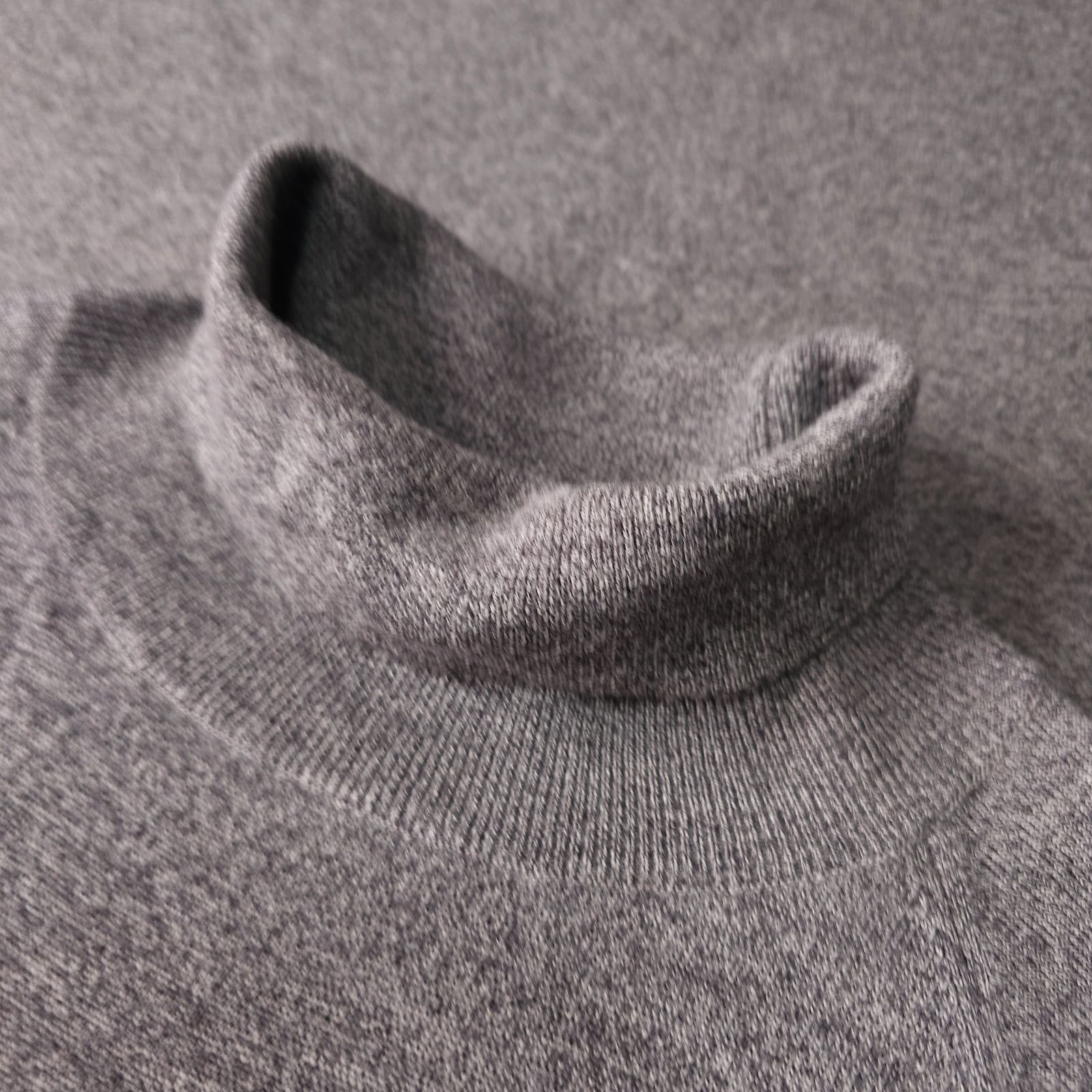 MARK&LONA】マークアンドロナ ウール毛素材 タートルネック 長袖ゴルフ