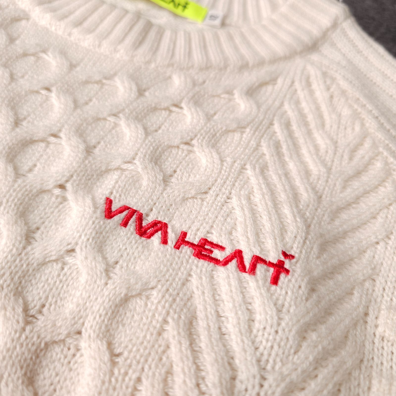 VIVA HEART】ビバハート 秋冬 ケーブルニット トリコロール セーター