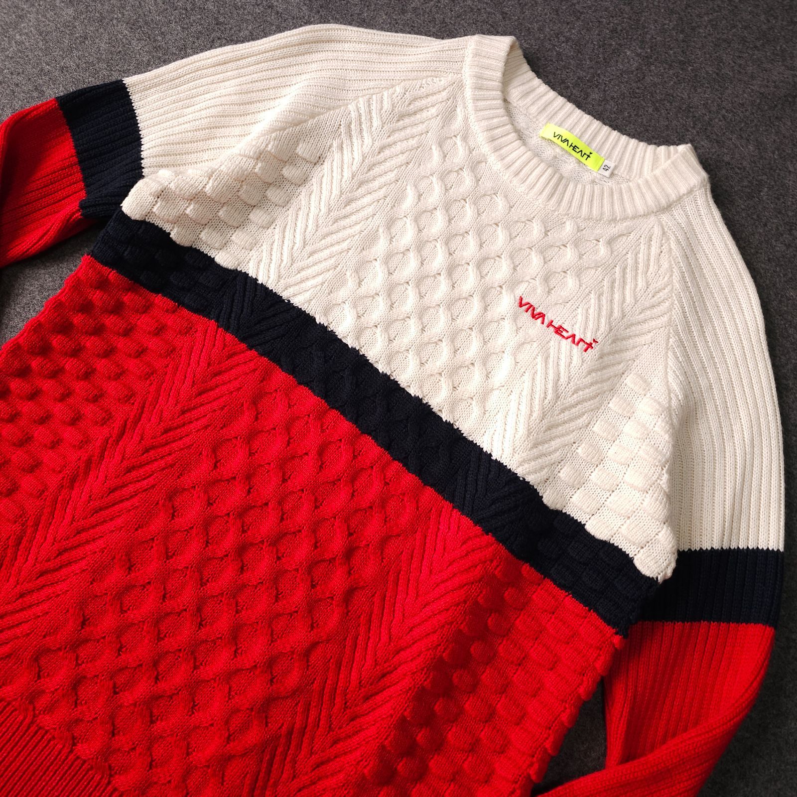 VIVA HEART】ビバハート 秋冬 ケーブルニット トリコロール セーター