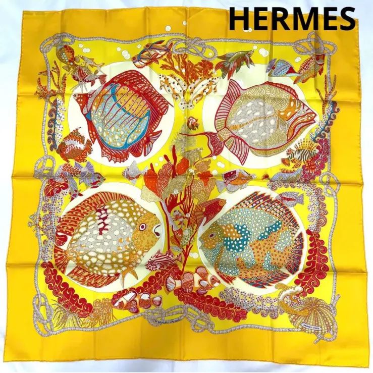 HERMES エルメス カレ90 GRANDS FONDS 深海魚 スカーフイエロー系