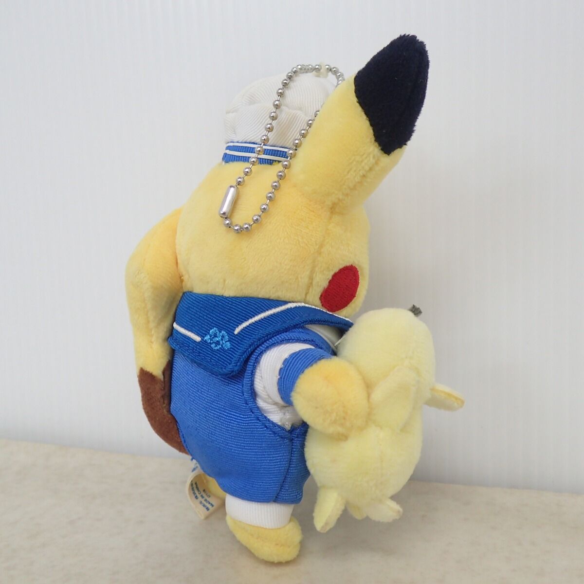 ポケモンセンターヨコハマR マスコット ぬいぐるみ抱っこ ピカチュウ