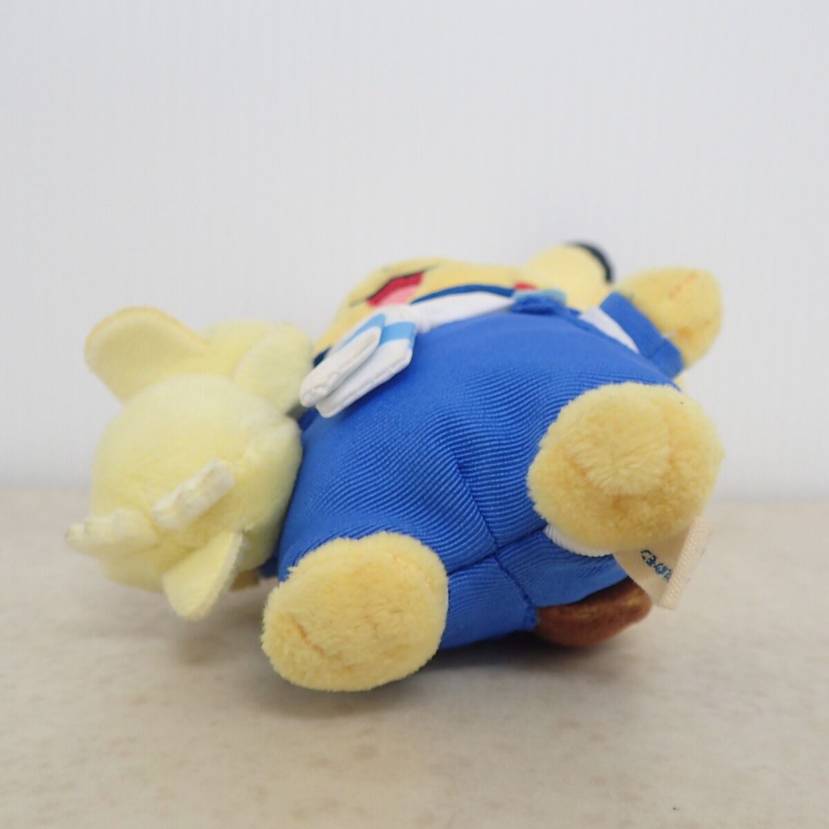 ポケモンセンターヨコハマR マスコット ぬいぐるみ抱っこ ピカチュウ