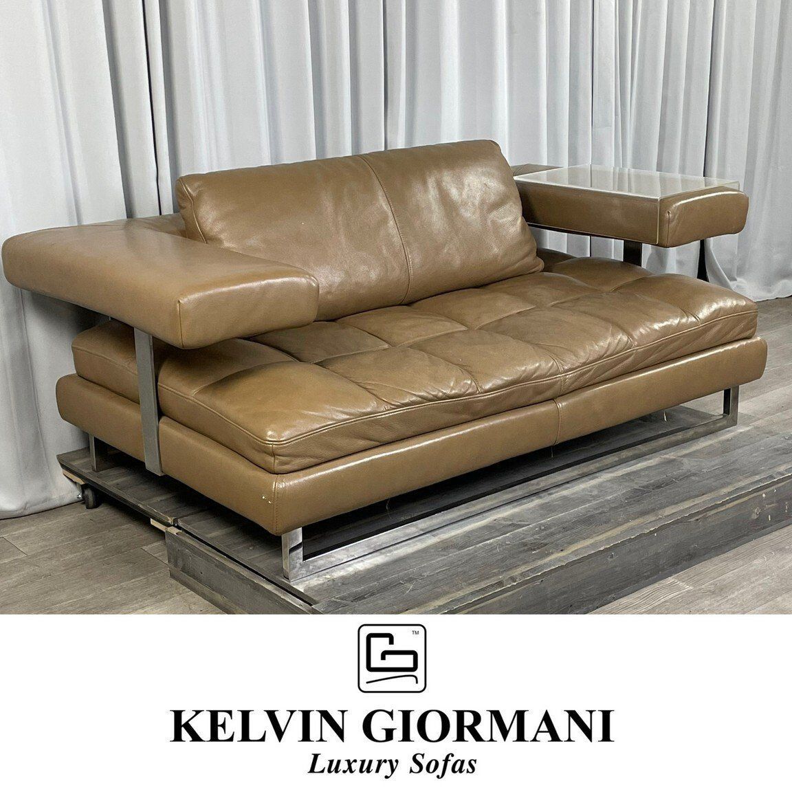 L8　美品　ケルビン・ジョルマーニ 本革 ２P＆オットマン クッション付き L8 美品 ケルビン・ジョルマーニ 本革 2P＆オットマン クッション付き