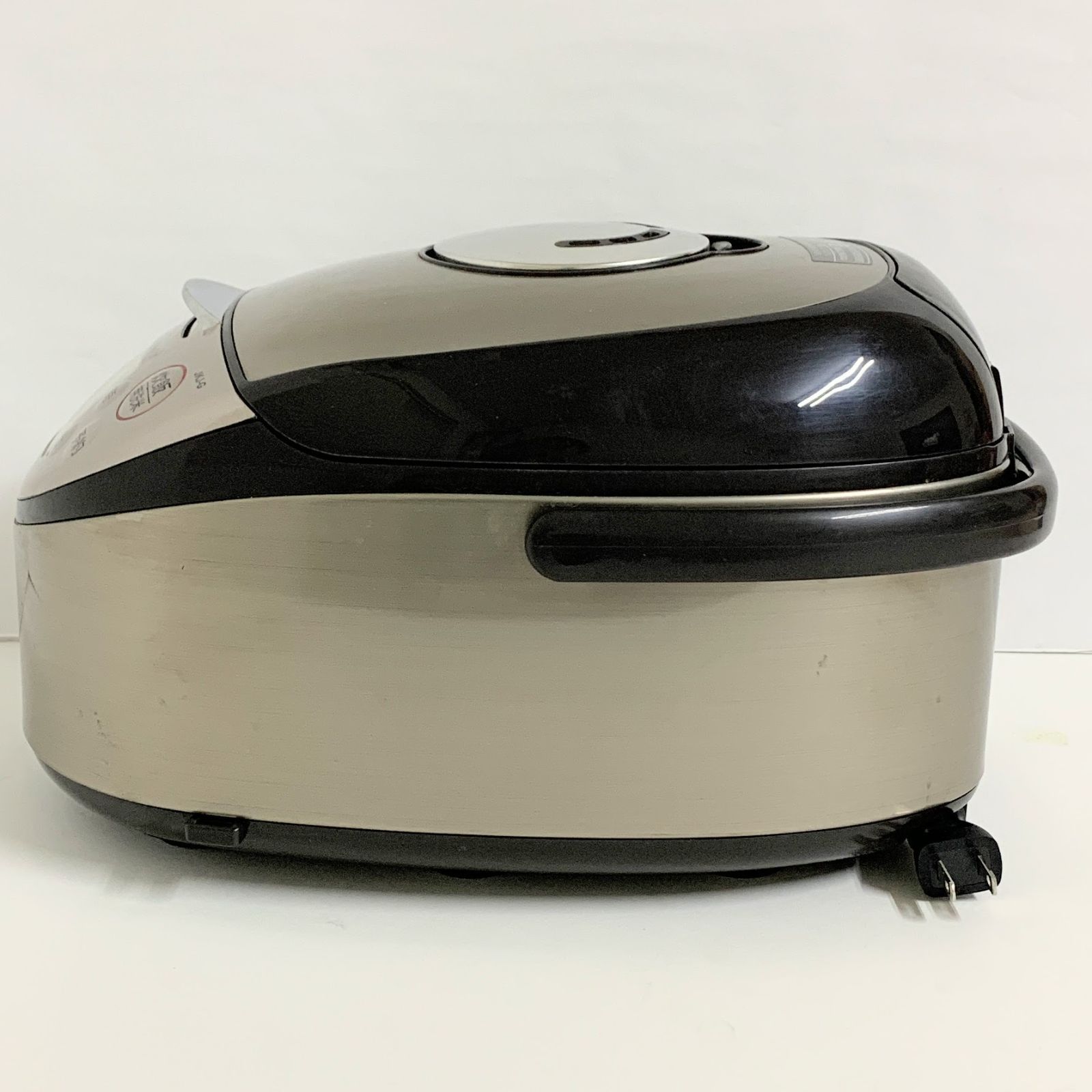 TIGER 炊飯器 IH JKJ-G100 炊きたて 5.5合 2011年製 1.0L シルバー