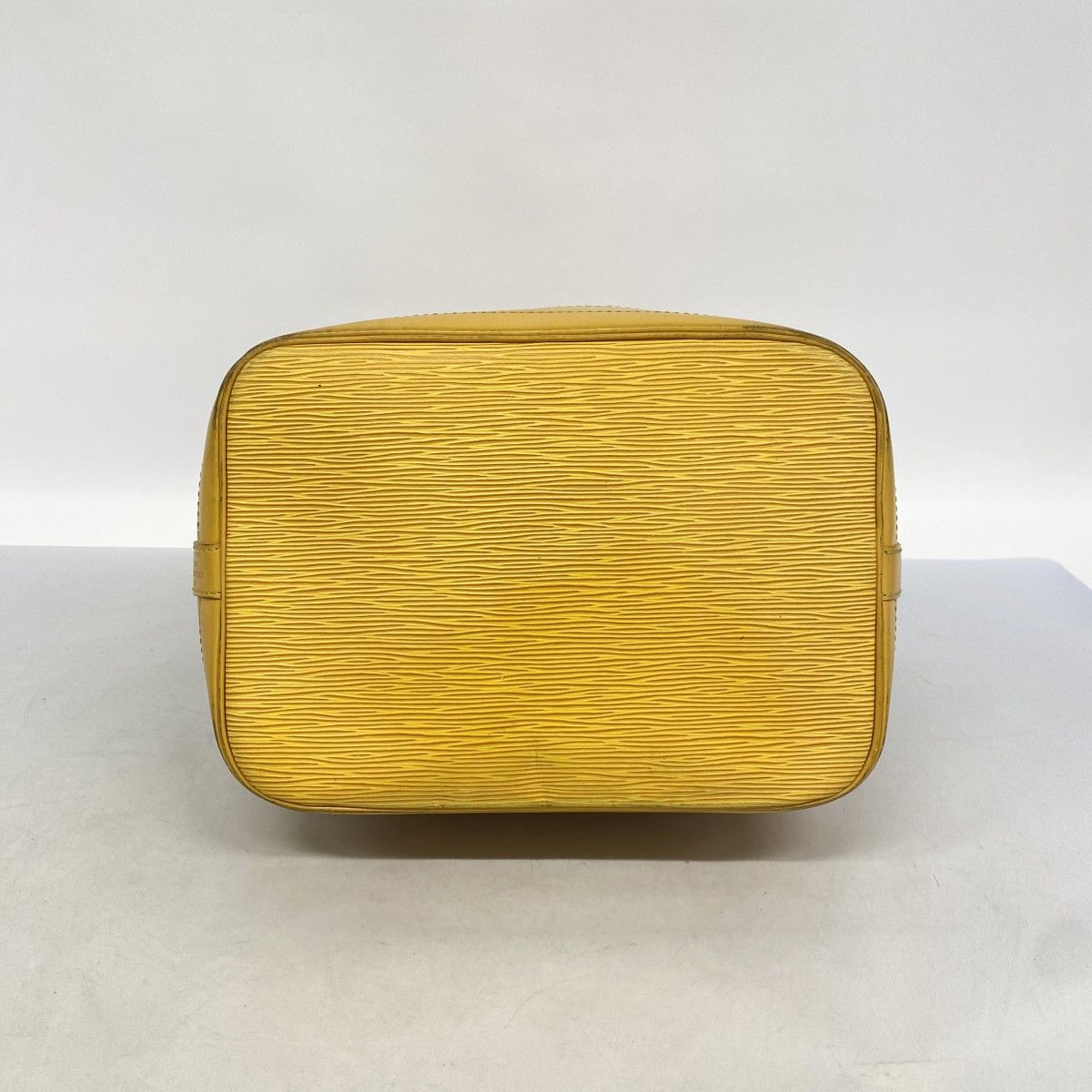 6ac2660】ルイヴィトン ショルダーバッグ エピ ノエ M44009 ジョーヌ