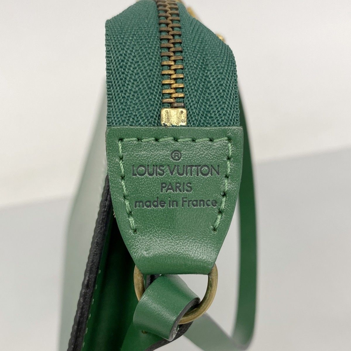 ルイヴィトン M52994 エピ ポシェット アクセソワール ポーチ グリーン ルイヴィトン M52994 エピ ショップ ポシェット アクセソワール ポーチ