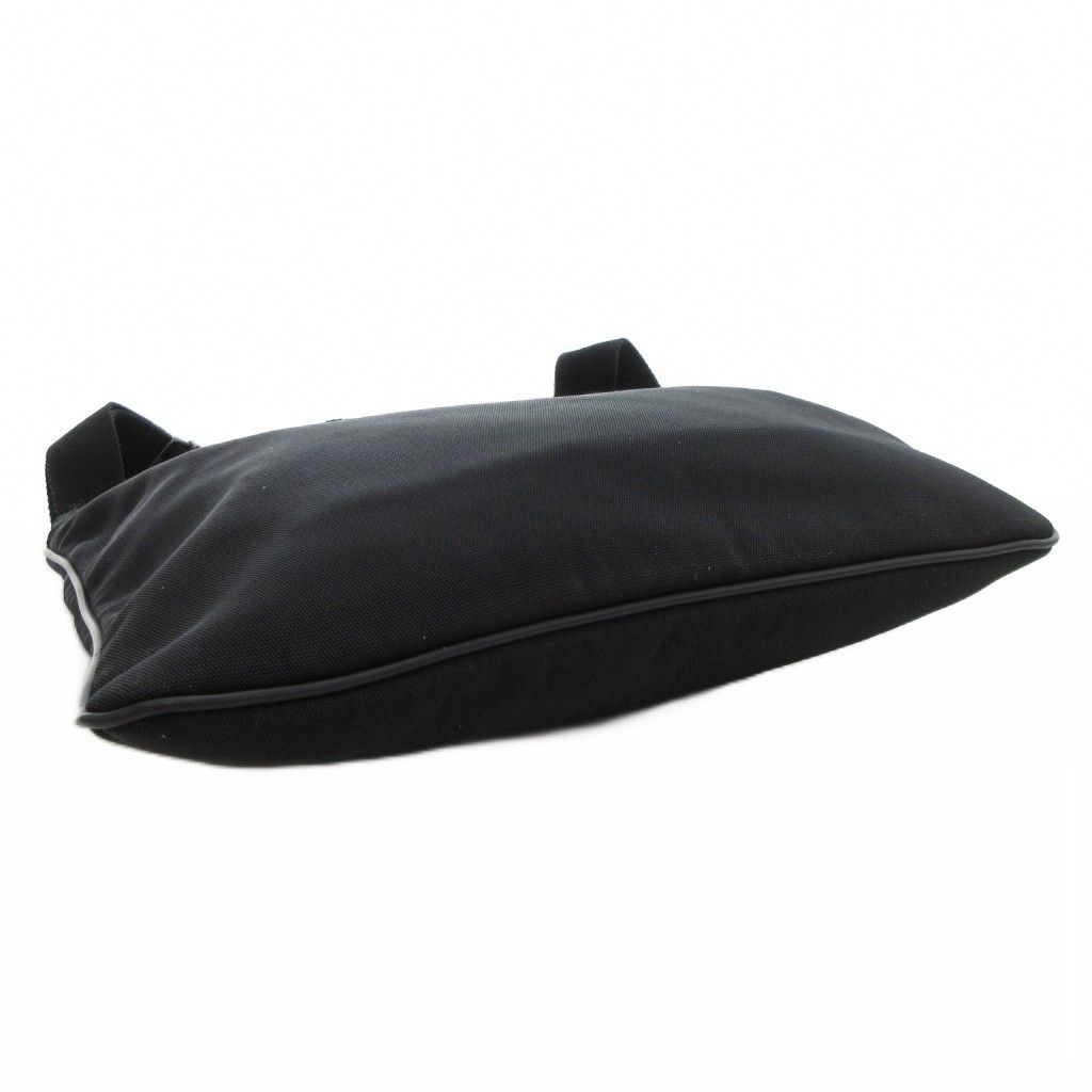 GUCCIグッチ ナイロンショルダーバッグ レザー ペンケース ロゴ