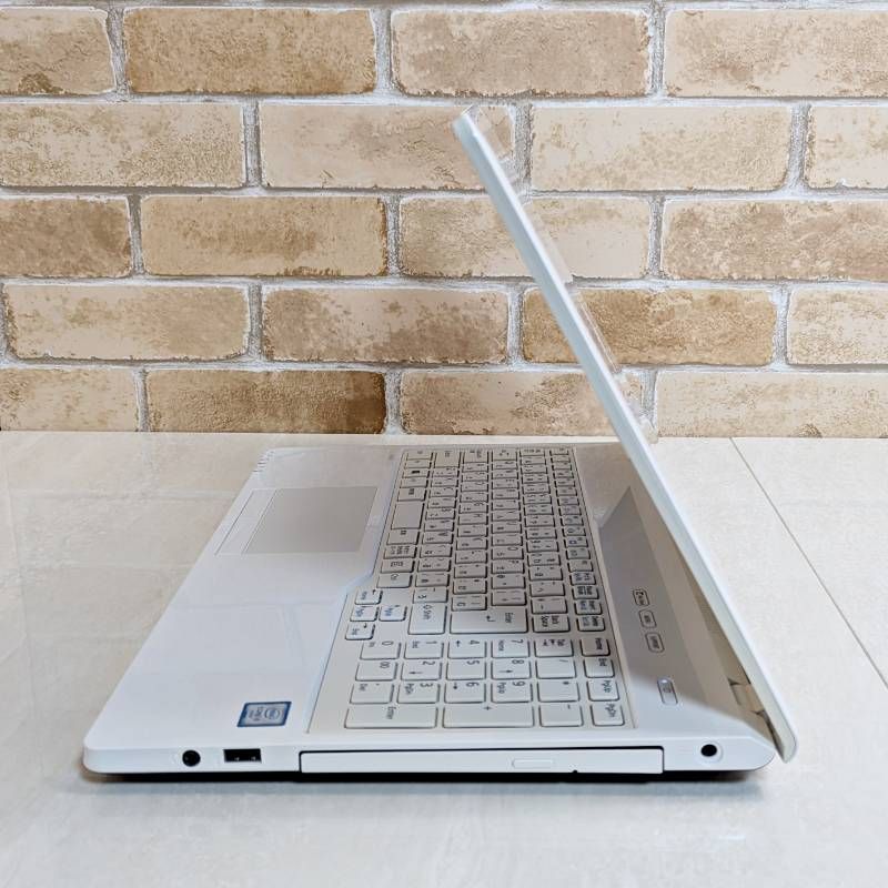 オフィス付き☆SSD爆速/Corei5/ブルーレイ☆初心者OK！すぐ使用可