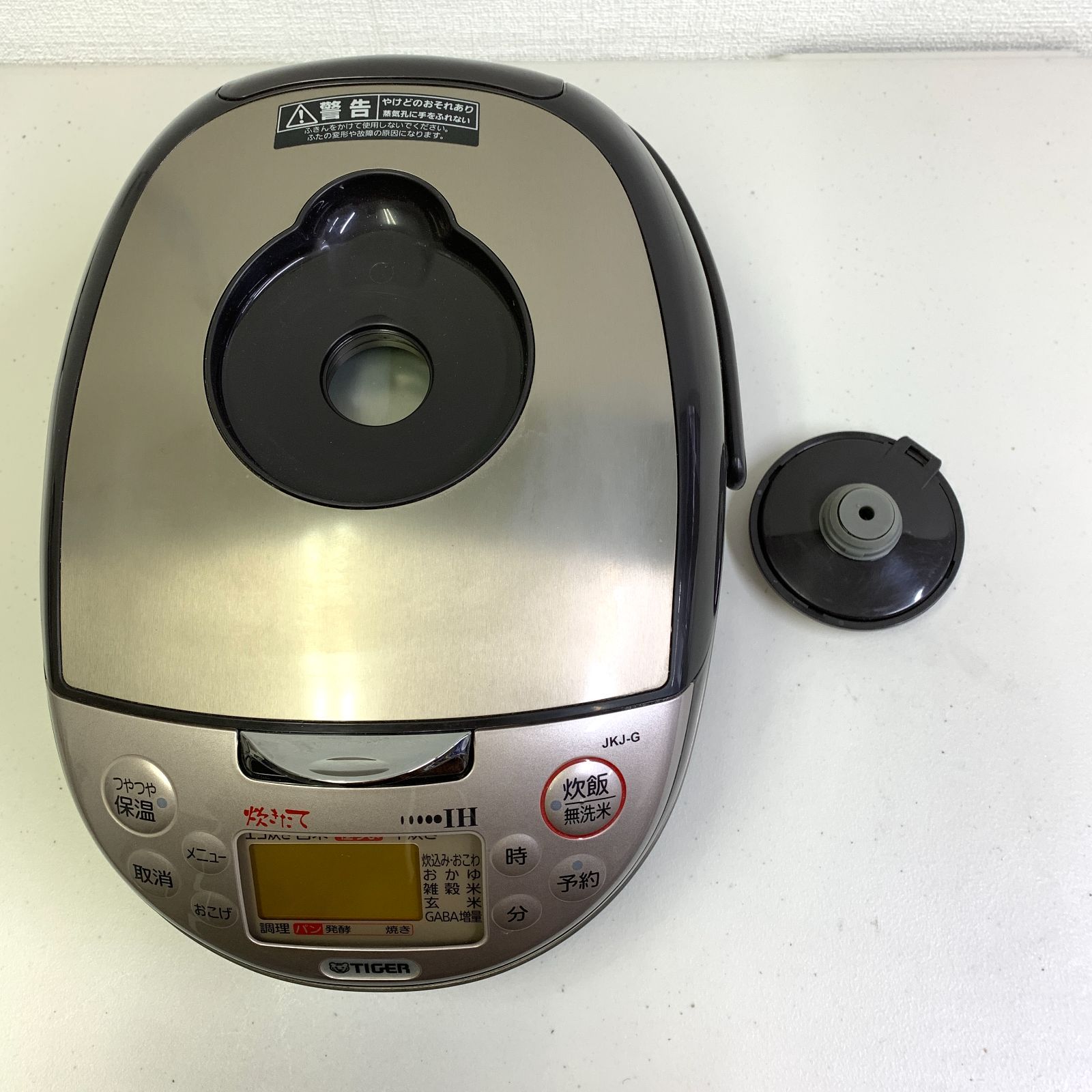 TIGER 炊飯器 IH JKJ-G100 炊きたて 5.5合 2011年製 1.0L シルバー