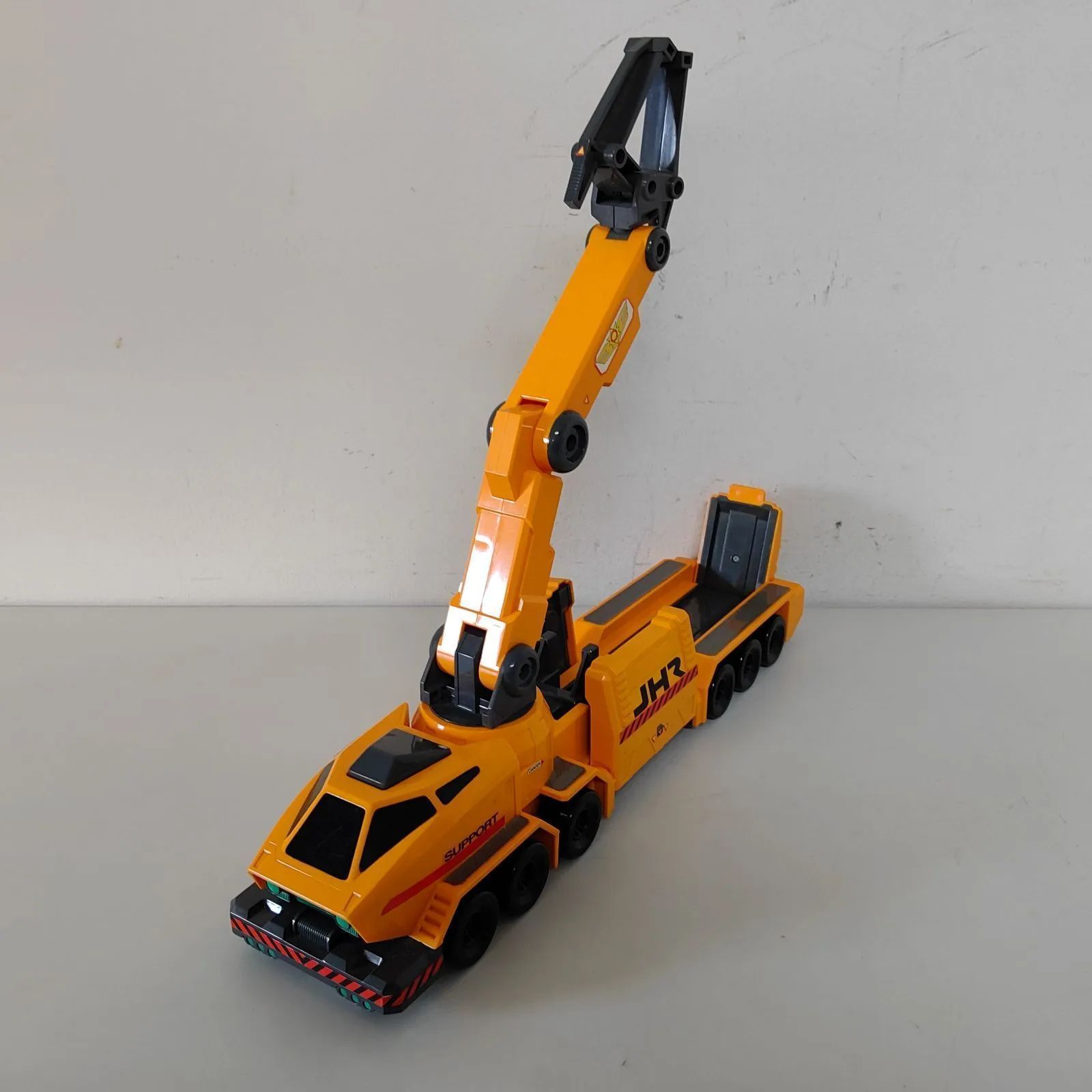 TOMY 中古 超特急ヒカリアン 超光発射ヒカリアントレーラー