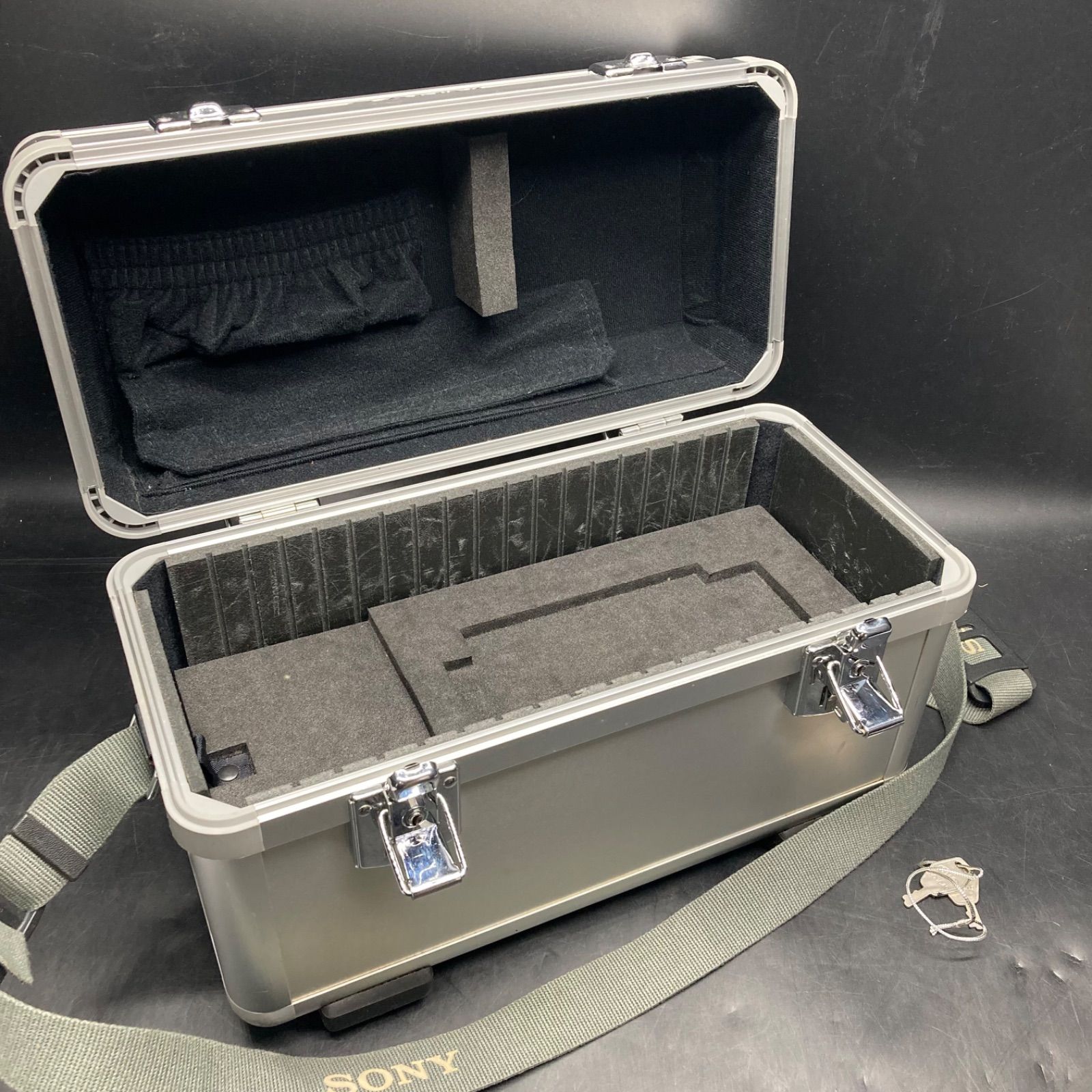 K0098 SONY ソニー LCH-TRV900 業務用ビデオカメラ用 ハードキャリング