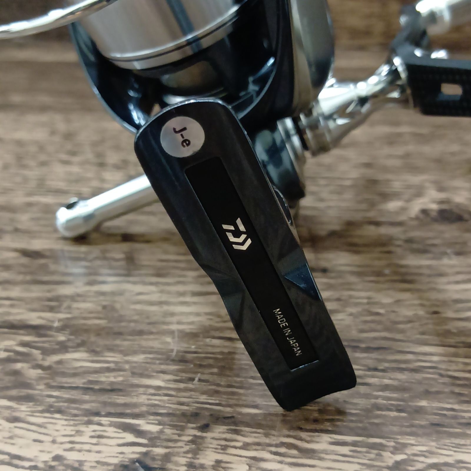 ダイワ(DAIWA) 24セルテート FC LT 2500S 替えハンドル・リール