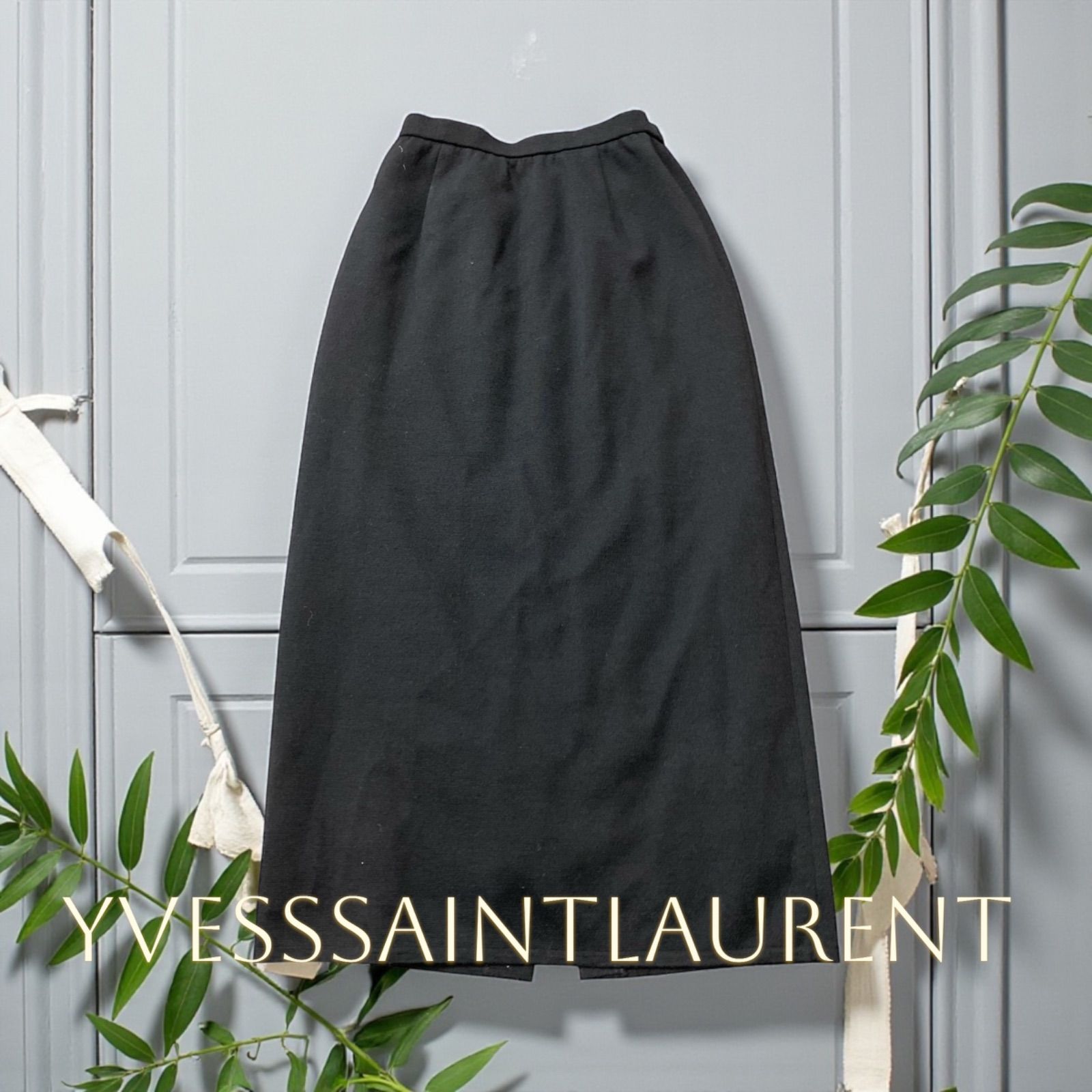 YVESSAINTLAURENT イブサンローラン ニットタイトスカート 11号