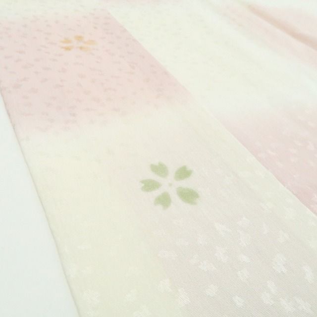 ❁tomihisa❁美品 桜 市松 着物 正絹”桜舞う可憐さが装いを支える