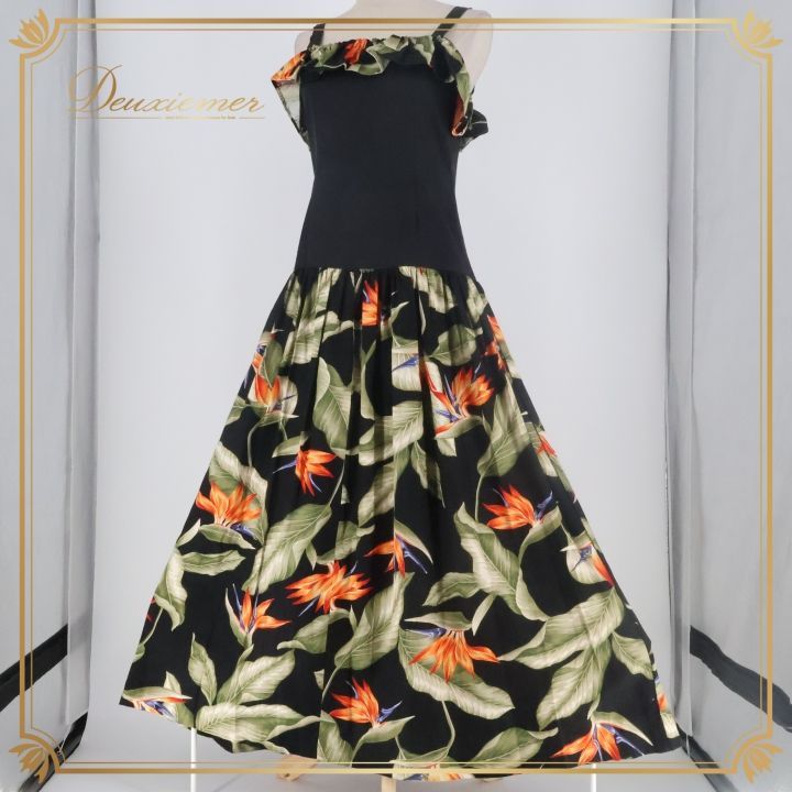 フラダンス 衣装 ワンピース ドレス ブラック系 キャミソールワンピース バードオブパラダイス柄 フリル かわいい 華やか 鮮やか 大人っぽい 黒 橙 緑 ハワイアン アロハ ハワイアンプリント フラ ダンス レッスン 練習 レディース おしゃれ