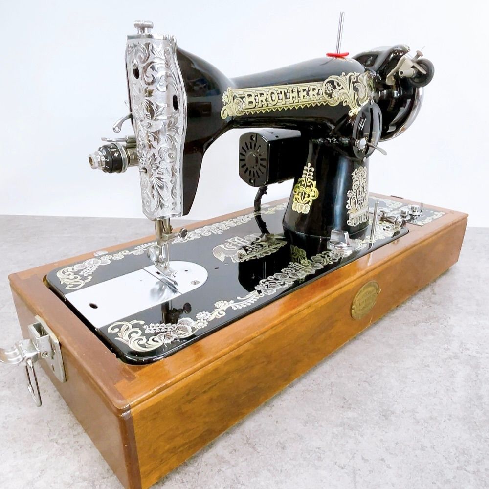 レトロ アンティーク ブラザー トイミシン H-555 Brother ブラザー アンティークミシン HA1-B050 木製ケース 黒