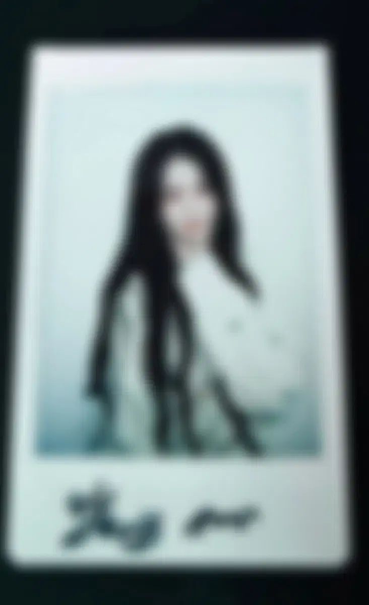 tripleS（トリプルエス） コン・ユビン サイン入りチェキ ポラロイド