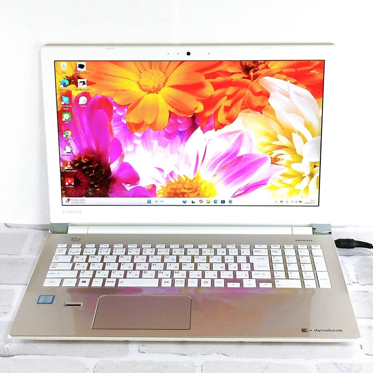 大容量1TB Corei7 第7世代 最新Windows11 ノートパソコン カメラ付き