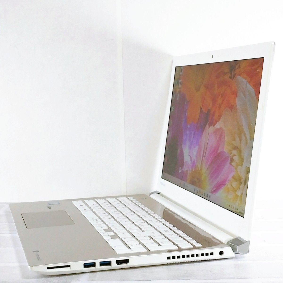 大容量1TB Corei7 第7世代 最新Windows11 ノートパソコン カメラ付き