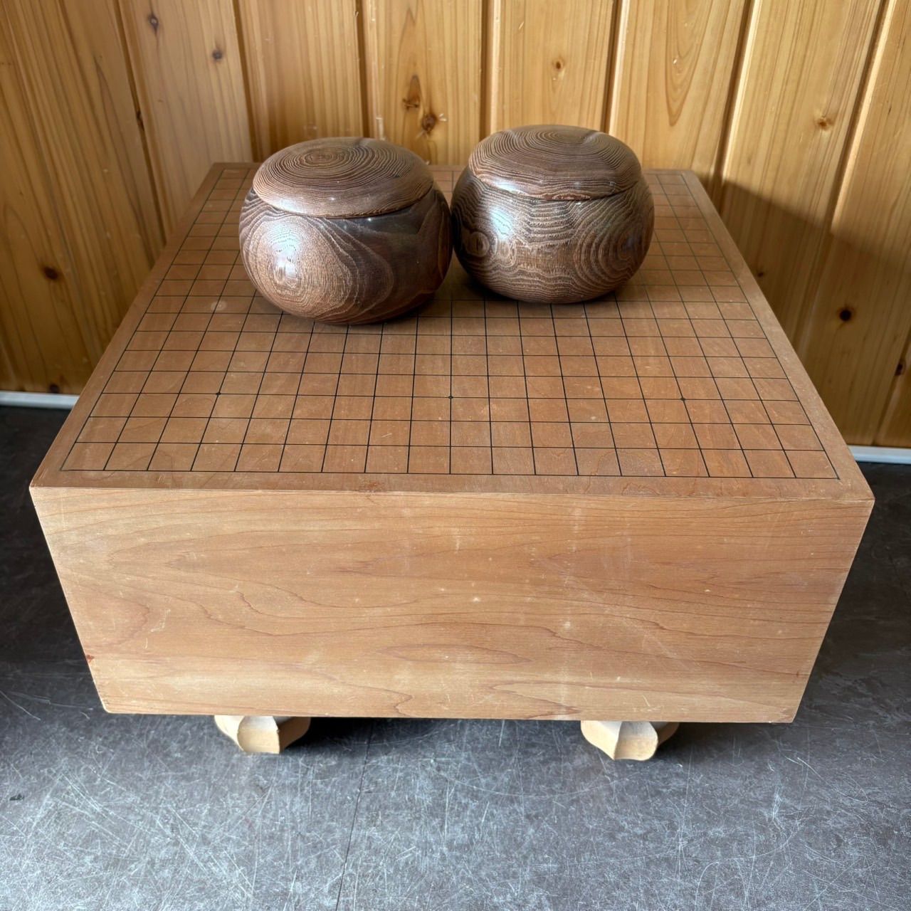 木製囲碁盤　脚付き　碁石　囲碁セット　ヴィンテージ　フルセット 木製囲碁盤 脚付き 碁石 囲碁セット ヴィンテージ フルセット 木製囲碁