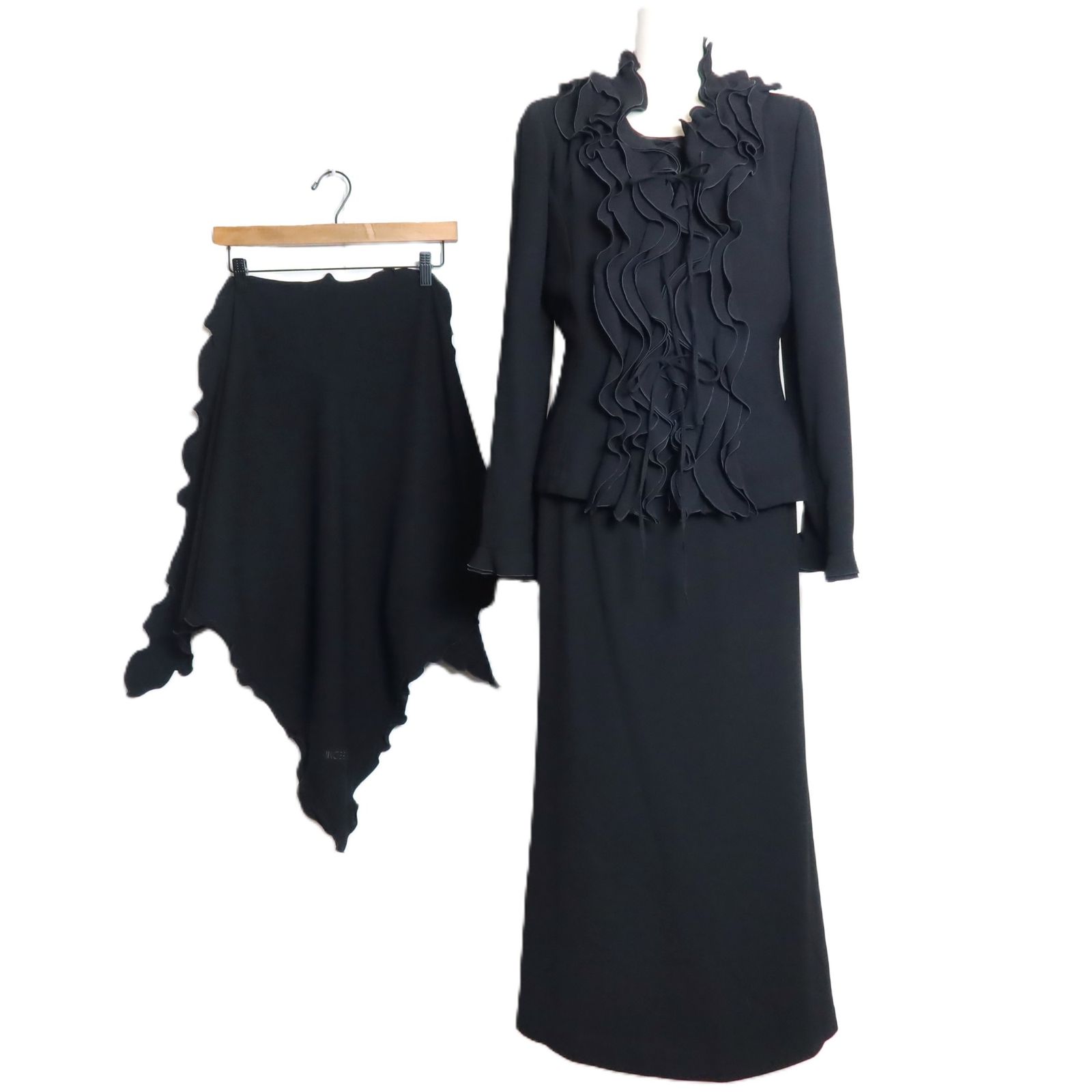 インゲボルグ☆四点セット！スーツ&ブラウス&ショール サイズS 黒系