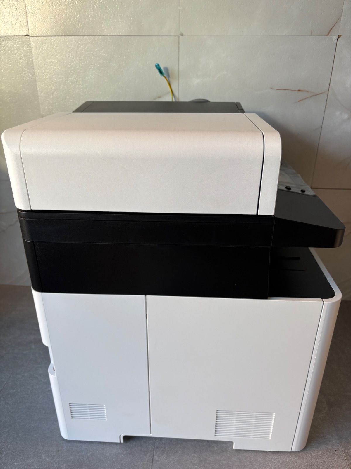 KYOCERA 京セラ ECOSYS M5526cdw カラーA4複合機 26枚/分 無線LAN 自動