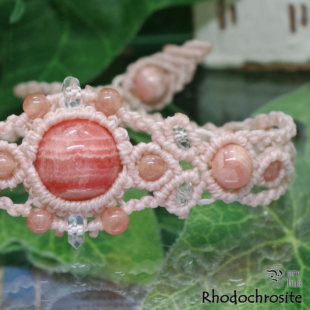 インカローズ　マクラメブレスレット インカローズ／マクラメブレスレット - 天然石＋マクラメアクセサリー