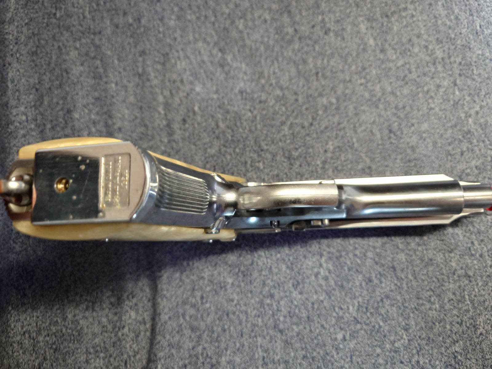 東京マルイ　M92F シルバー　ベレッタ実物グリップ 東京マルイ ベレッタ m92f シルバー パールグリップ M92F 2026年最新