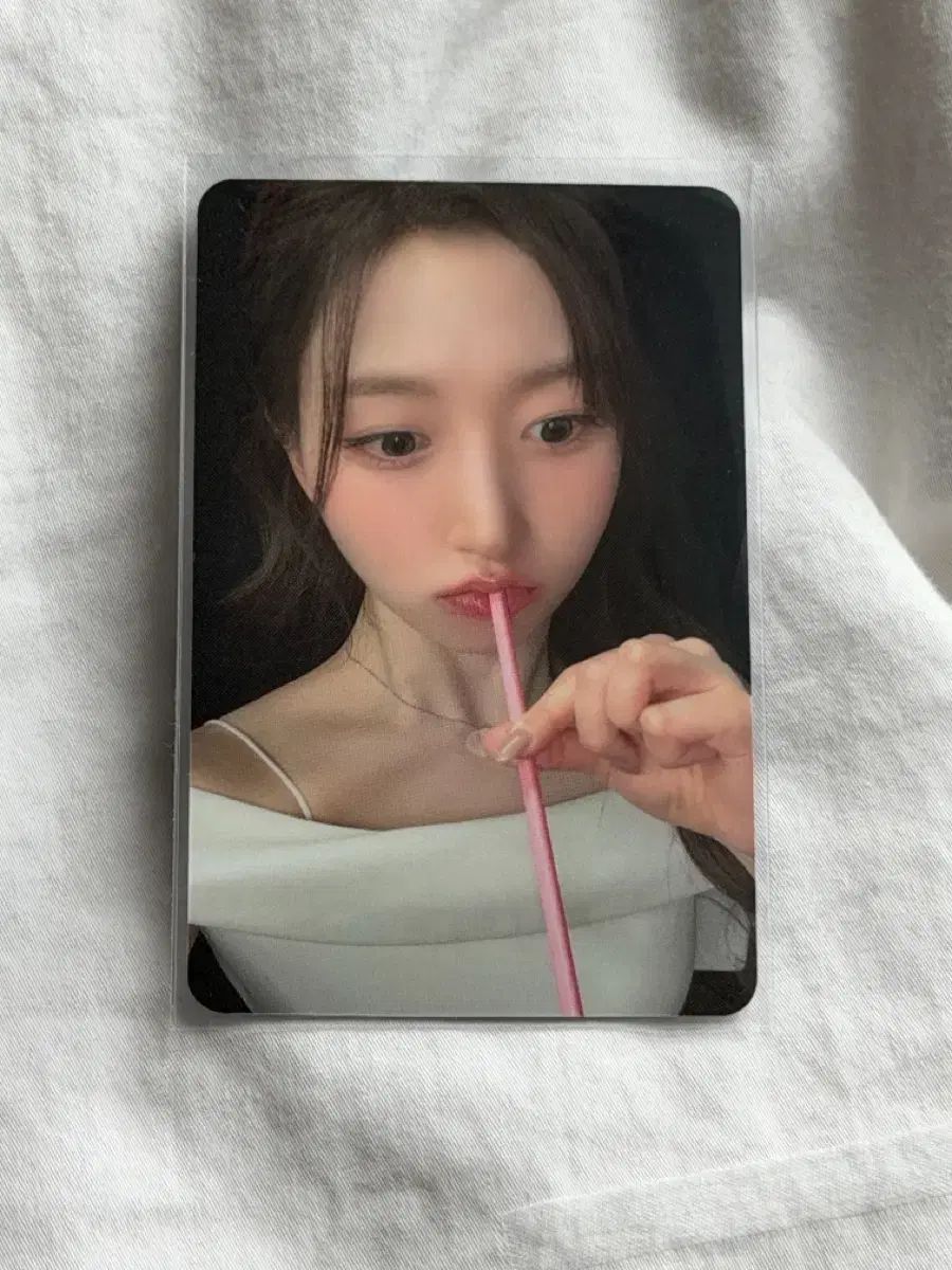 The First 値下げ) NMIXX ヘウォン トレカ ブルーバレンタイン Apple