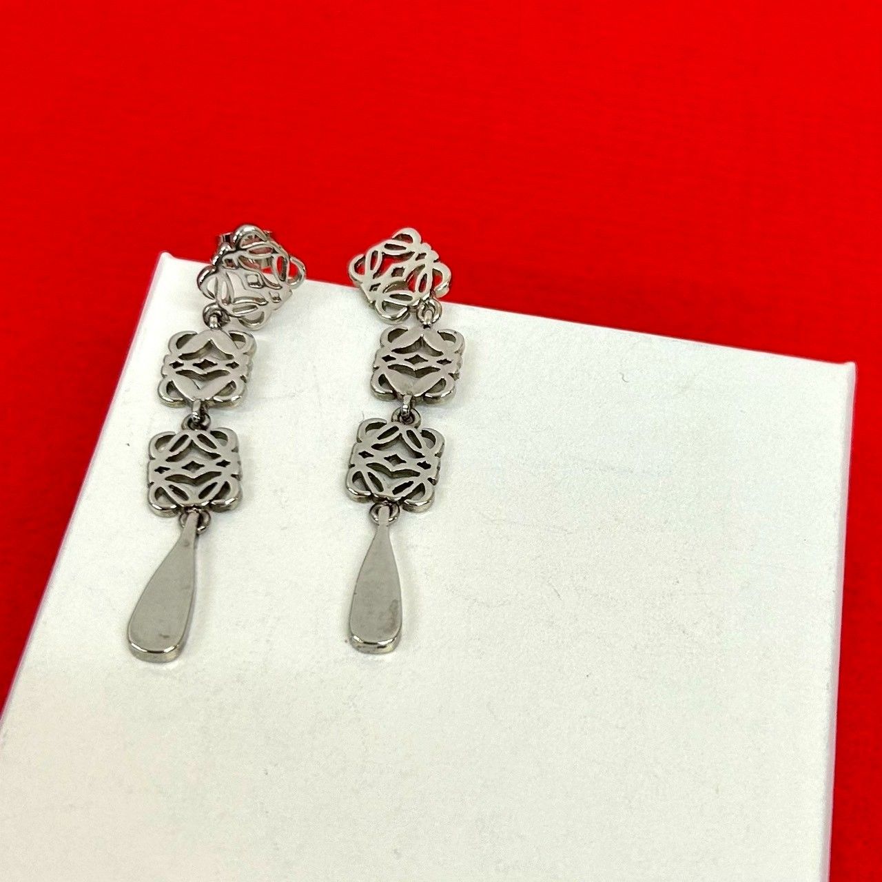 極 美品 希少品 LOEWE ロエベ アナグラム ロゴ モチーフ メッキ ピアス