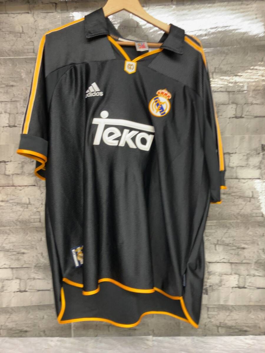 Real Madrid 復刻ユニホームXLサイズ 新品 adidas Real Madrid 復刻ユニフォーム サイズXL ブラック イエロー