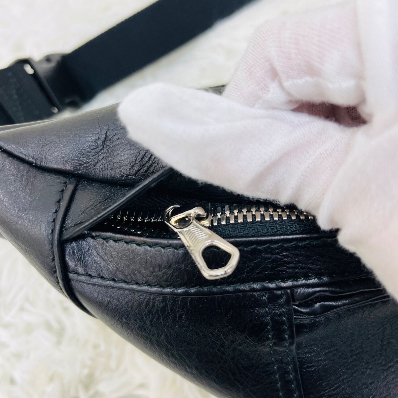 BALENCIAGA バレンシアガ B lOGO BELTPACK ウエストポーチ ボディ