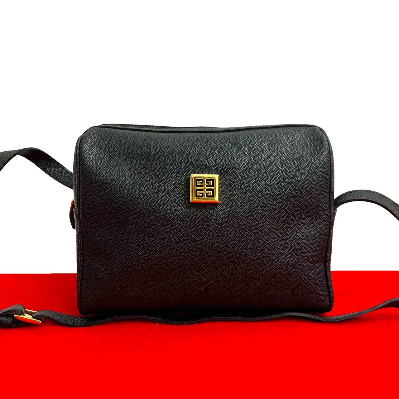 希少】ジバンシー ショルダーバッグ 4G ロゴ レザー 金具