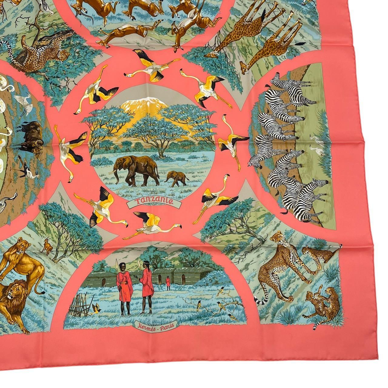 未使用　エルメス　スカーフ　カレ　90 タンザニア　グリーン　箱付き 未使用品 HERMES エルメス スカーフ シルク100％ カレ90 Tanzanie