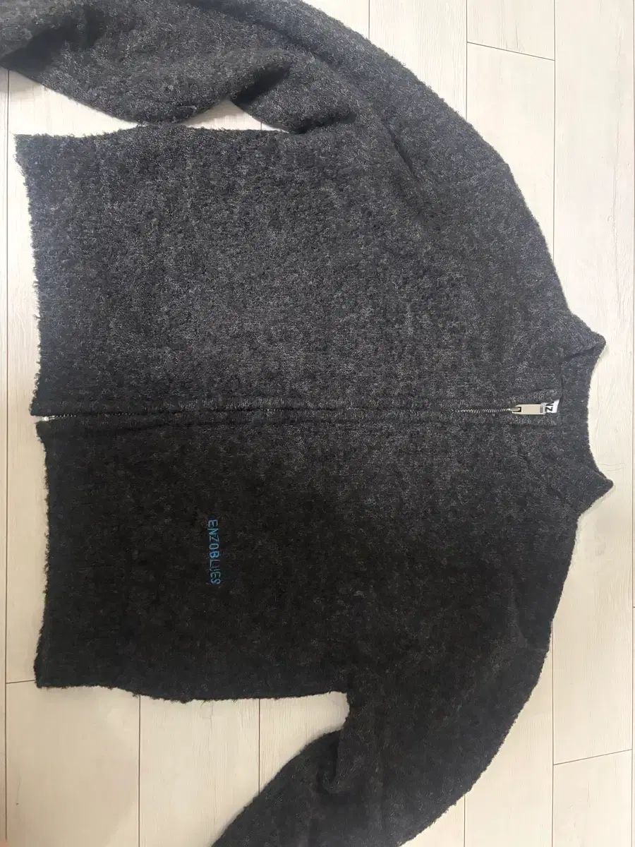 enzoblues クロップドニットジップアップ ENZO BLUES エンゾーブルース ブークレ クロップドニット ジップアップ